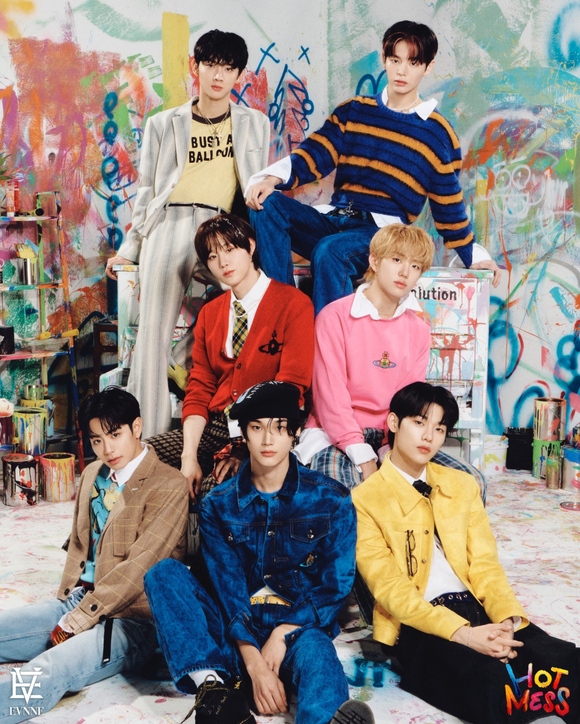 Evnne Th Hot Messsplatter Kstyle