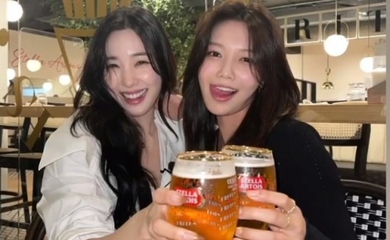 少女時代 スヨン ティファニー ビールで乾杯 美女2人のまぶしい笑顔にファンから絶賛の声 Kstyle