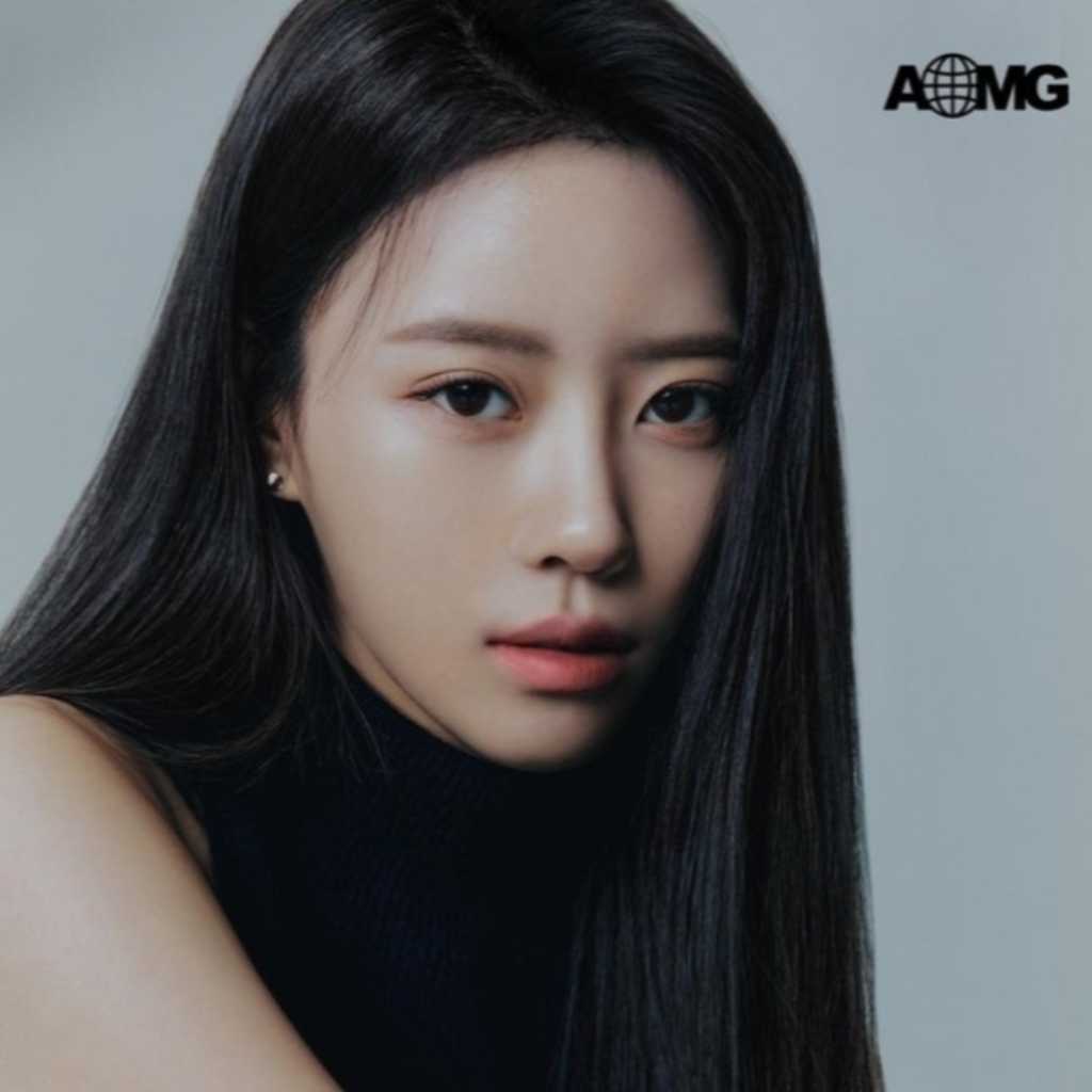 LOVELYZ ミジュ、AOMGと専属契約を締結…GOT7 ユギョムらと同じ事務所に