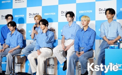 【PHOTO】ENHYPEN、日本で韓国コスメをPR！透明感バツグンの好青年ビジュアル（動画あり）