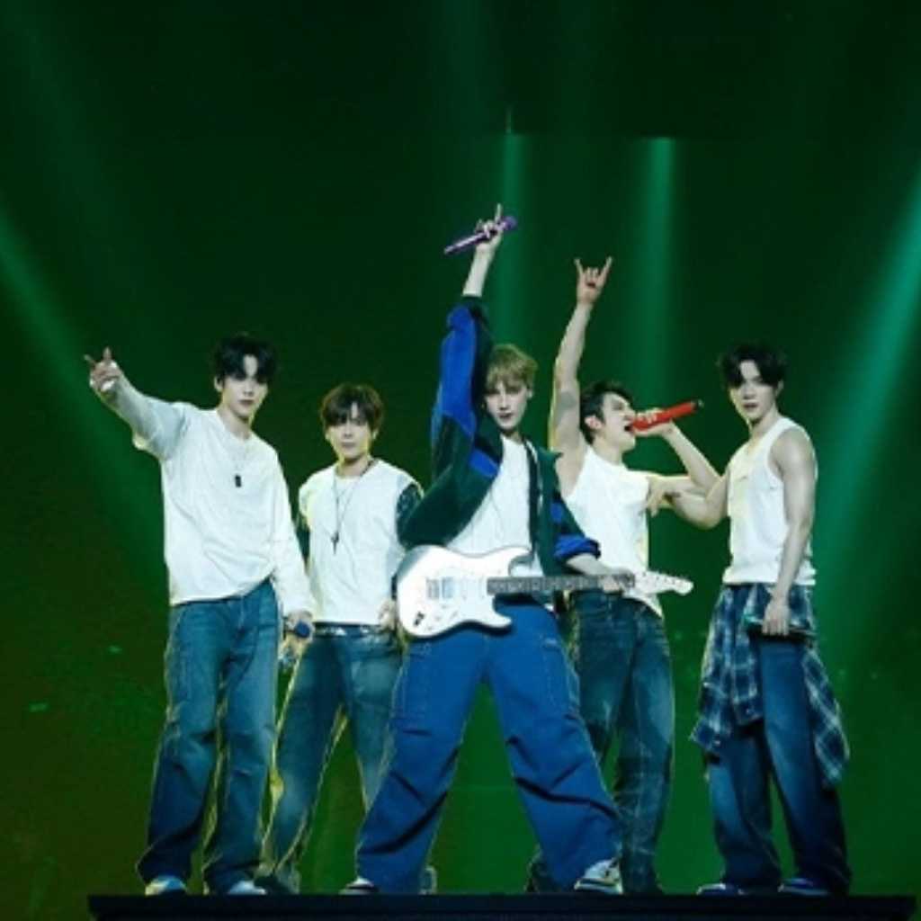TXTからBOYNEXTDOORまで、合計27組のアーティストが一堂に！先輩BoAの前でカバーステージを披露