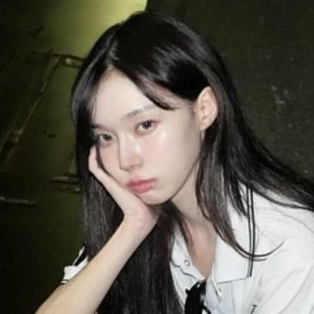 aespaのWINTER、日本の夜道を散策中！？飾らない近況ショットを公開