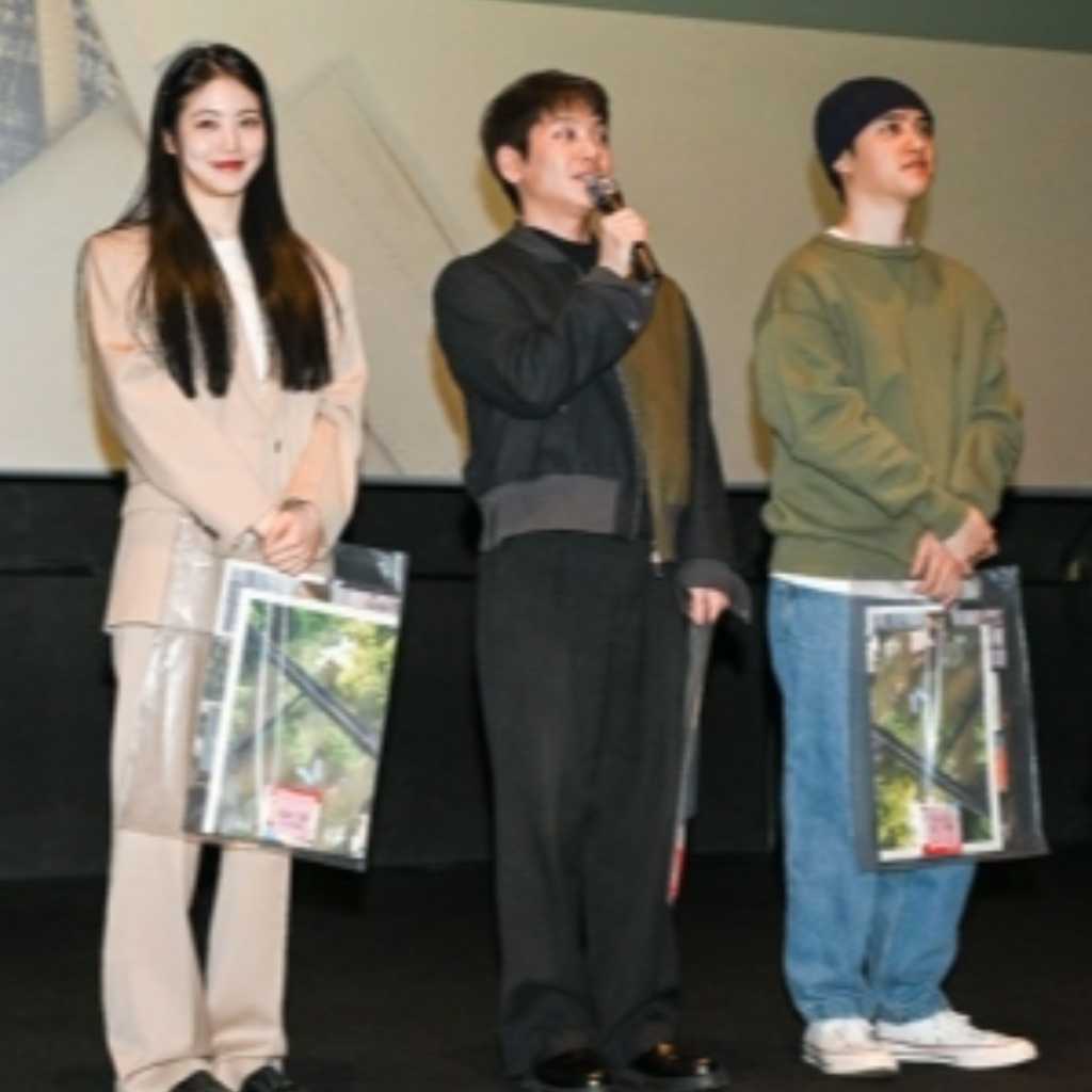 【PHOTO】EXO ディオ＆ウォン・ジナ＆シン・イェウンら、映画「言えない秘密」舞台挨拶に出席
