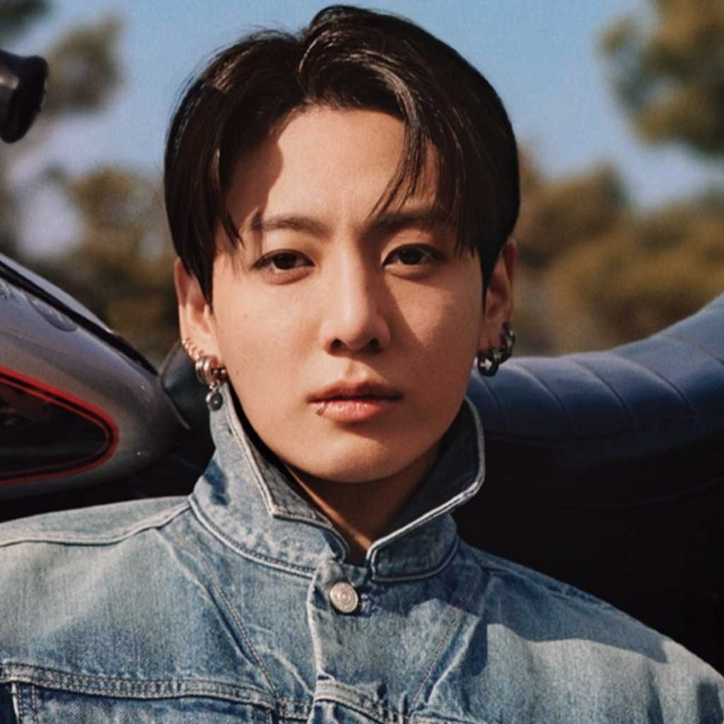BTS ジョングク、初のファッションコラボ!「Calvin Klein」との限定カプセルコレクションを発表