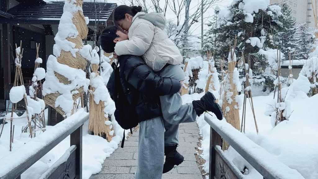 Ailee＆チェ・シフン夫妻、北海道で1泊約25万円の高級旅館を満喫！雪景色や温泉に喜び（動画あり）