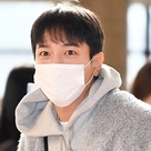 【PHOTO】CNBLUE ジョン・ヨンファ、スケジュールのため日本へ出国…カジュアルな冬コーデ(動画あり)