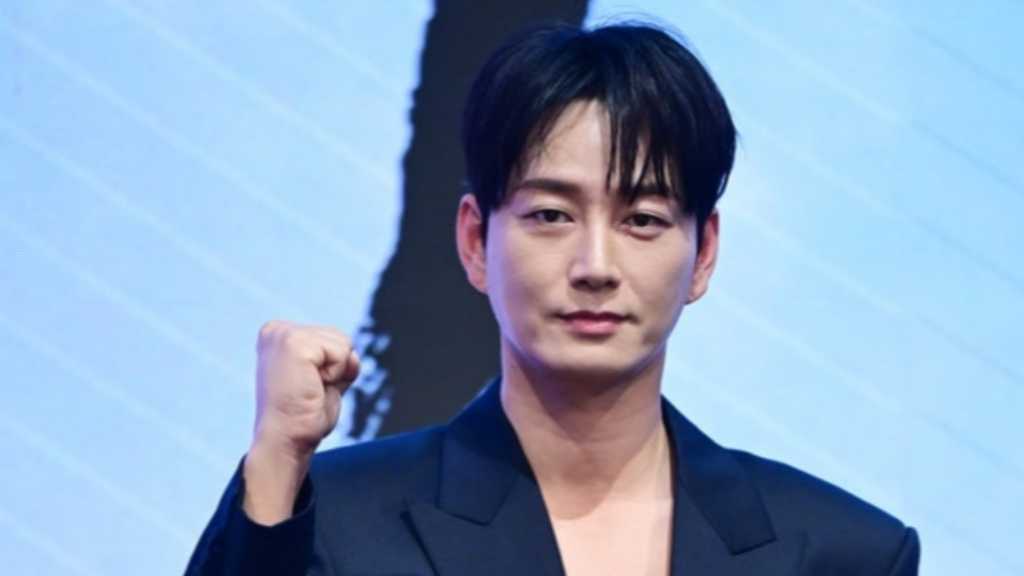 イ・ヒョヌク、初の大河ドラマ挑戦に意気込み！チャン・ヒョクの美男子役にも期待