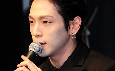 B․A․P出身ヒムチャン、3度目の強制わいせつの疑いで懲役7年を求刑