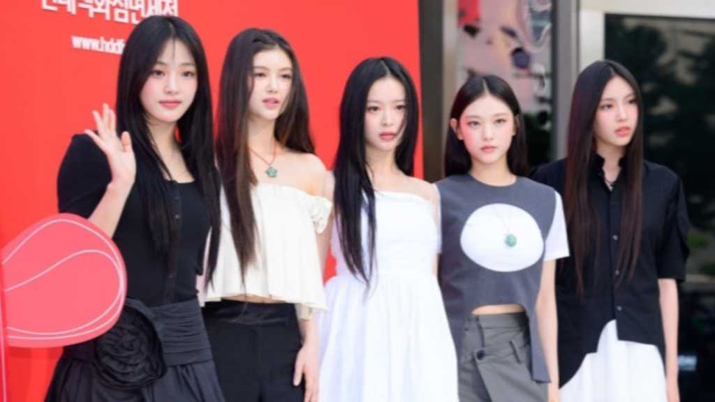 ADOR、NewJeansに関するセクハラや悪質コメントに法的対応…ディープフェイク犯罪にも警告