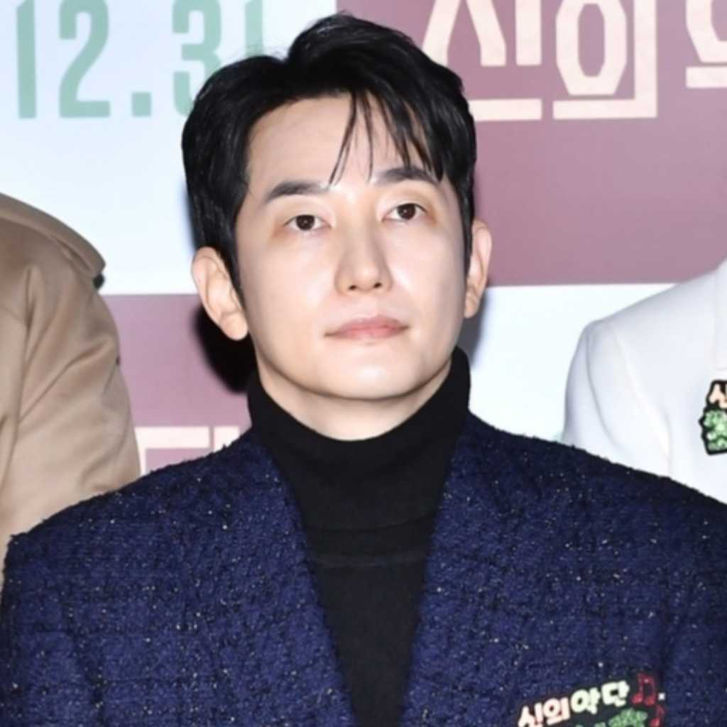 パク・シフ、騒動後初の公の場に登場…10年ぶりの映画復帰作への意気込みを語る