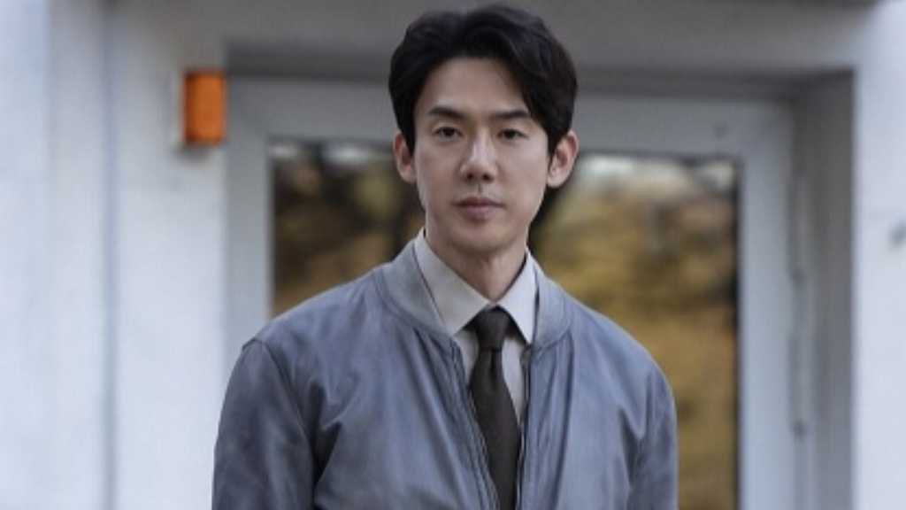 イ・ビョンホン主演「しあわせな選択」公開目前！“パク・チャヌク組”がカメオ出演で再集結…ユ・ヨンソク＆キム・ヘスクの場面写真が到着