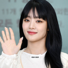 【PHOTO】(G)I-DLE ミンニ、海外スケジュールのため香港へ出国…愛らしいビジュアル