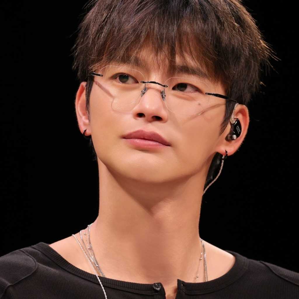 ソ・イングク、東京でショーケース開催!ミニアルバム「IRO」制作秘話やファンの質問にも回答