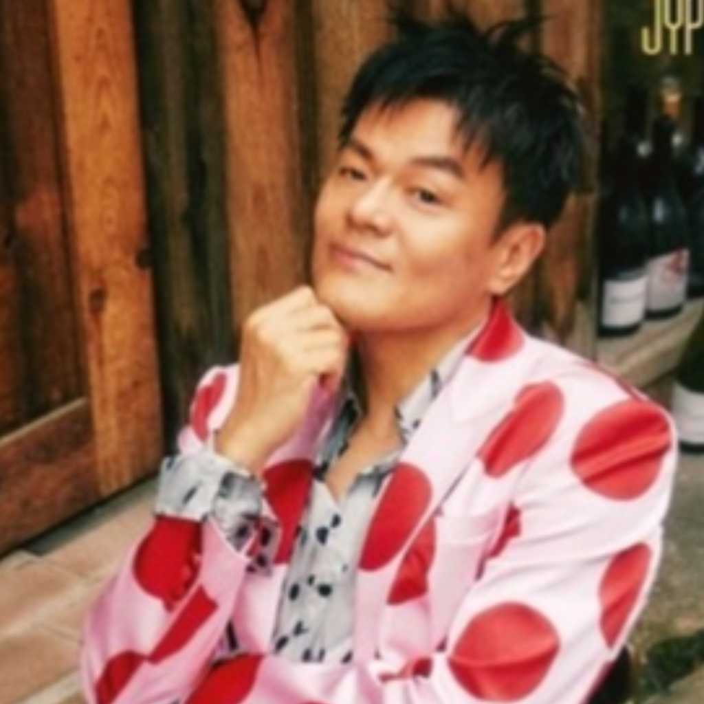 パク・ジニョン、単独コンサート「HAPPY HOUR」を開催!華麗なステージで年末を盛り上げる