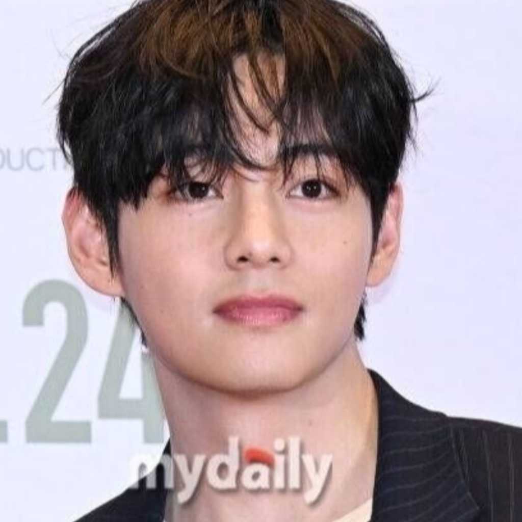 BTSのV、カムバック公演を終えて生配信でファンに挨拶「完璧に見せたくて何倍も練習した」