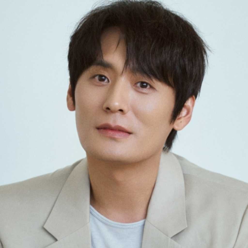 「おつかれさま」出演のチェ・デフン、2027年1月に来日ファンミーティング開催決定!