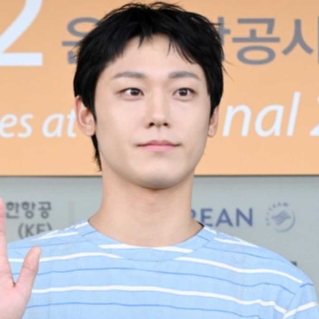 【PHOTO】イ・ドヒョン、海外スケジュールのため出国（動画あり）
