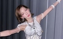 少女時代 テヨン「SMTOWN LIVE」日本公演のステージ衣装で…眩しいビジュアルの近況ショットを公開