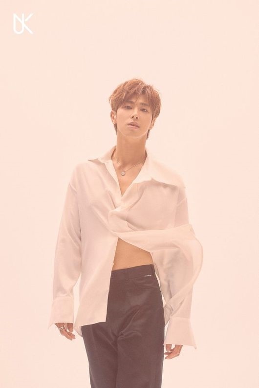 東方神起 ユンホ 1stソロアルバム True Colors が韓国のアルバムチャートで週間1位を獲得 Kstyle