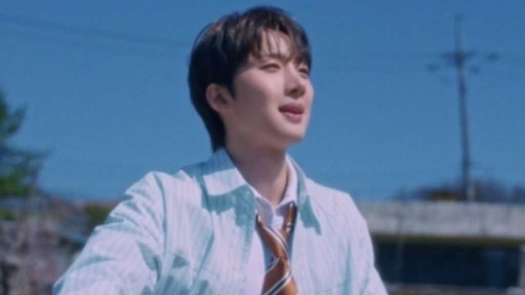PENTAGON フイ、新曲「明日の自分へ」MV公開…清涼感あふれる歌声に注目