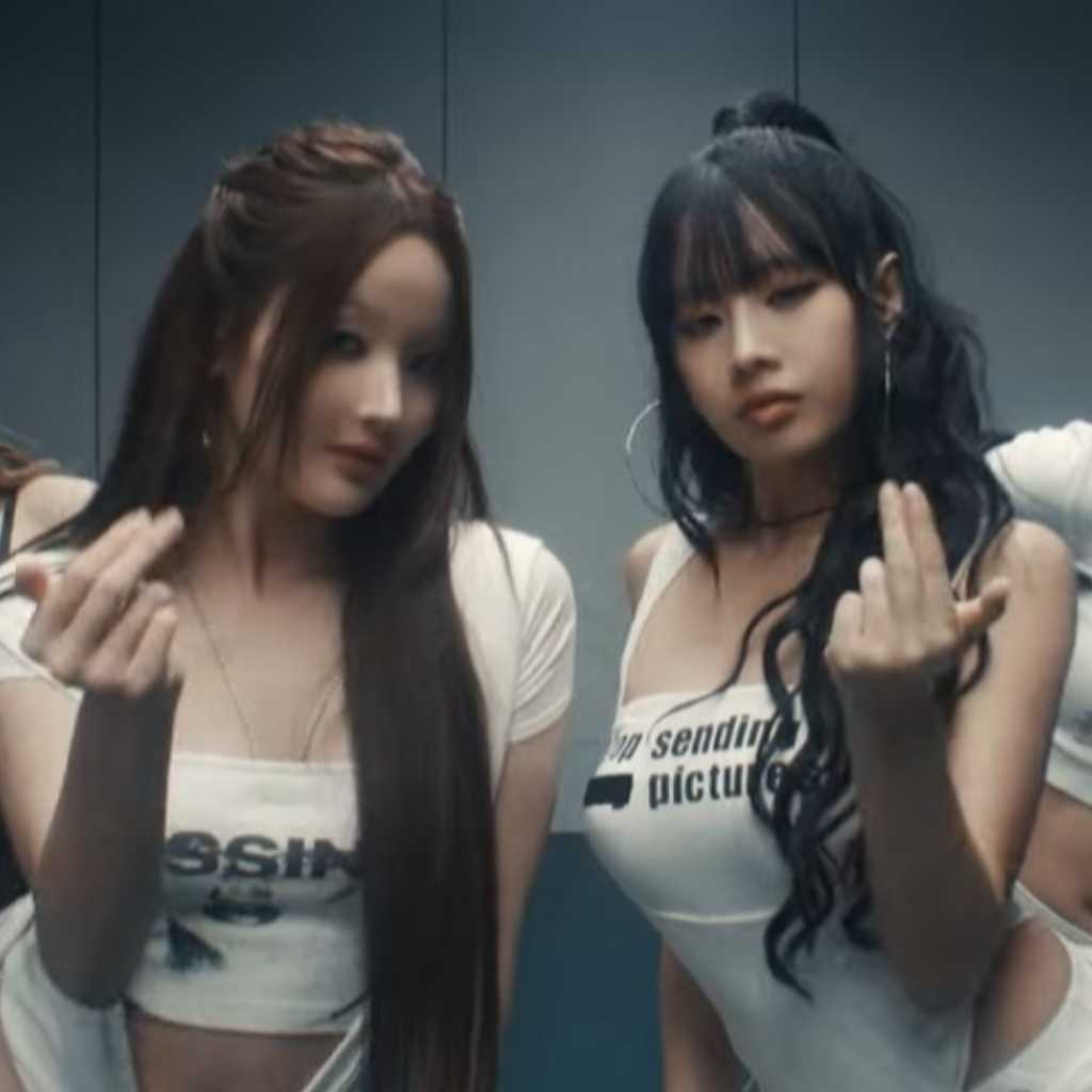 KISS OF LIFE、タイトル曲「Lips Hips Kiss」MVを公開…フェミニンなムードあふれるダンスを披露