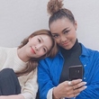 BoA＆Crystal Kay、日本で7年ぶりの再会に感激…密着2ショットに「またコラボしてほしい」の声