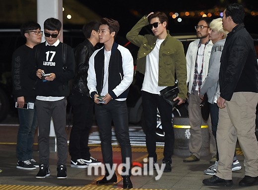 Photo Super Junior イトゥク ドンヘ ウニョク Super Junior M チョウミ Smtown Live 上海公演のため中国へ Kstyle