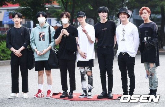 Got7 絶えない空港でのファンの危険行為 事務所が警告コメント Kstyle