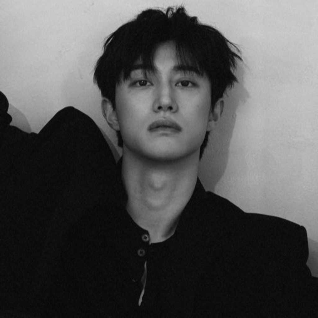 クァク・ドンヨン、親友パク・ボゴムの所属事務所へ移籍！THE BLACK LABELと専属契約を締結