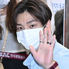 【PHOTO】THE BOYZ、スケジュールのため日本へ出国…空港にファンが殺到