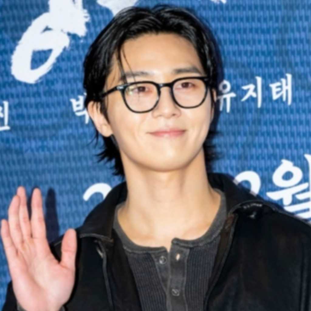 【PHOTO】パク・ソジュンからユ・ヨンソクまで、映画「王と生きる男」VIP試写会に出席