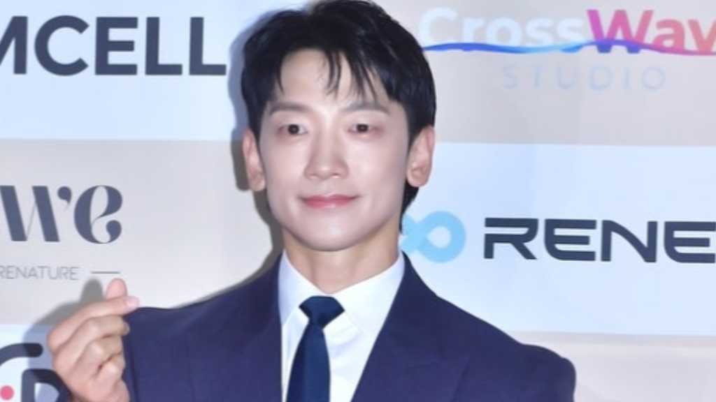 【PHOTO】RAINからウ・ドファンまで「第46回黄金撮影賞」の授賞式に出席