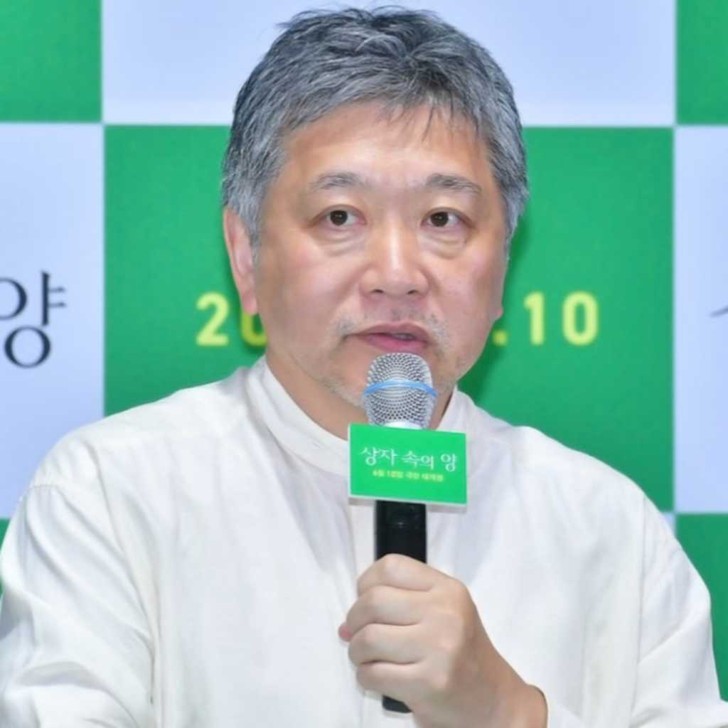 是枝裕和監督、約1年ぶりのソウル訪問「韓国に特別な愛情を持っている」