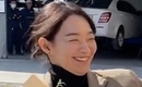 シン・ミナ、映画「休暇」クランクアップを報告…キム・ヘスクと笑顔でハグ（動画あり）