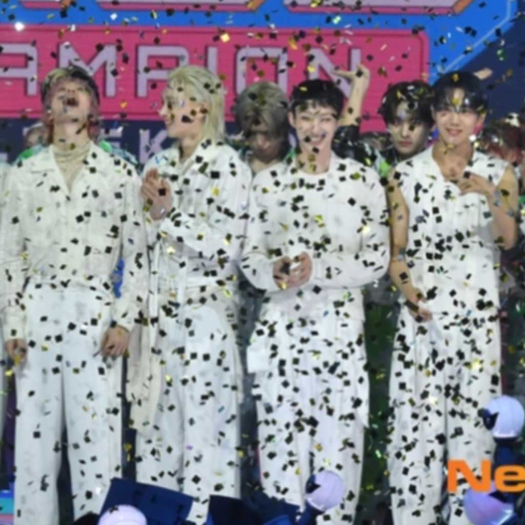 【PHOTO】P1Harmony、5/14放送の「SHOW CHAMPION」で1位を獲得！