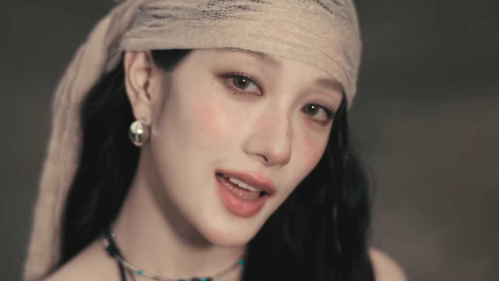 fromis_9出身イ・ソヨン、タイトル曲「GOODIES」MV公開…自分らしさを追求する姿を表現