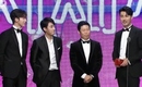 「tvN10 アワード」最高のスターたちが集結…イ・ソジン＆チョ・ジヌンが大賞を受賞(総合)