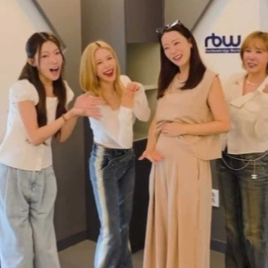 “妊娠中”元RAINBOW コ・ウリ、ふっくらお腹でSecretのダンスチャレンジに参加！