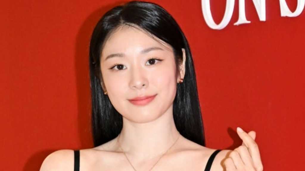 キム・ヨナ、イベントの着用衣装から妊娠説が浮上…所属事務所がコメント「事実無根」