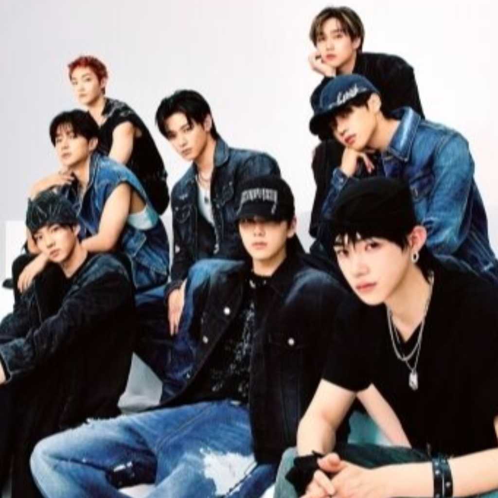 THE BOYZ、QWERのペンライトが類似？事務所がデザイン変更を要請「法的措置を検討も」