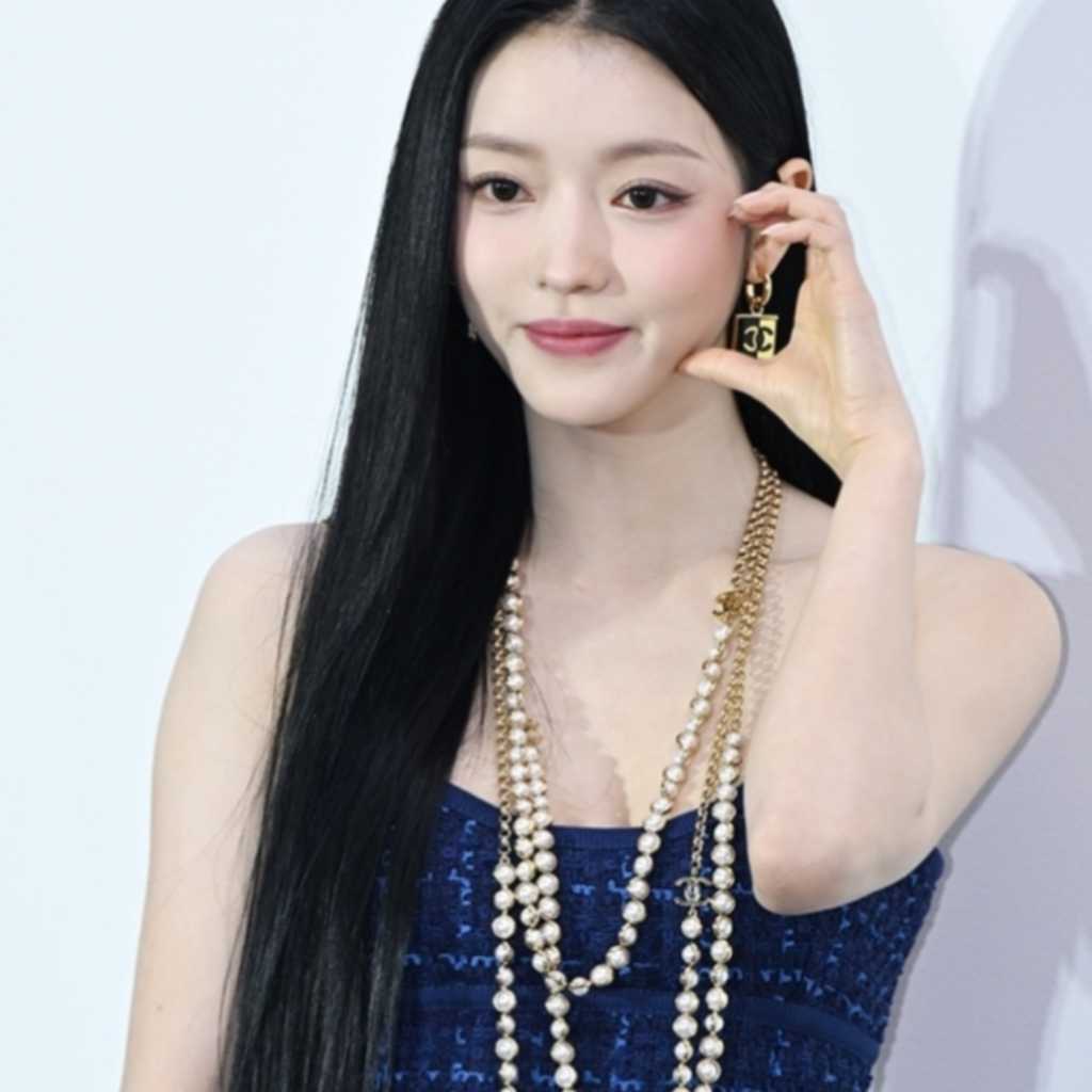 “契約終了”OH MY GIRL ユア、女優として新たな出発…直筆メッセージで心境明かす