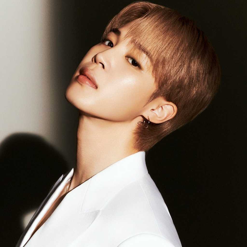 BTS ジミン、韓国ヘアケアブランド「LADOR」広告モデルに抜擢!幻想的な予告映像が公開