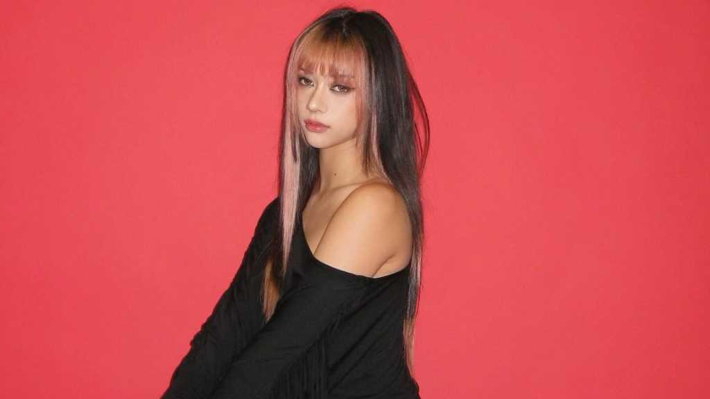 “HYBEからデビュー”KATSEYE メーガン、グループ2人目のカミングアウト「私はバイセクシュアル」