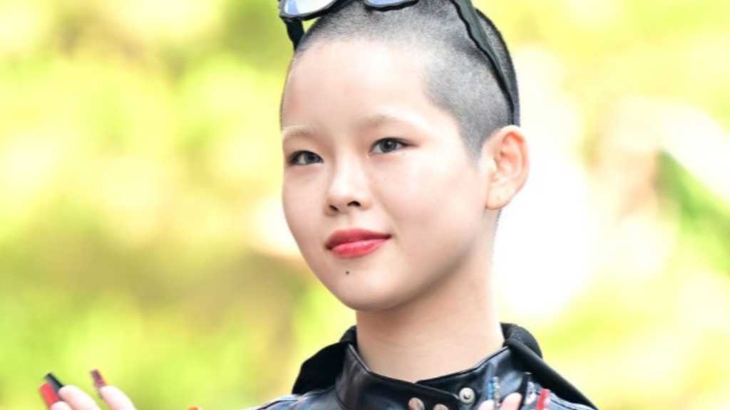 XGのCOCONAのノンバイナリー公表うけ…カミングアウトしたJUST B&KATSEYEメンバーらが支持「誇りに思う」