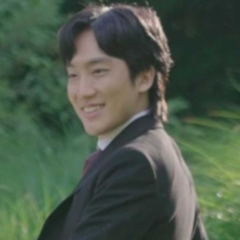 「鉄槌教師」出演キム・ギュンハ、5月に結婚していたことが明らかに…ウエディング写真を公開