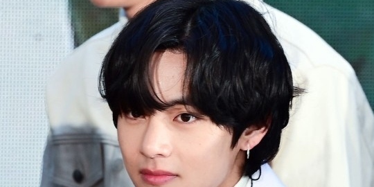 BTS（防弾少年団）のV、パク・ソジュンとの友情で歌った「梨泰院クラス