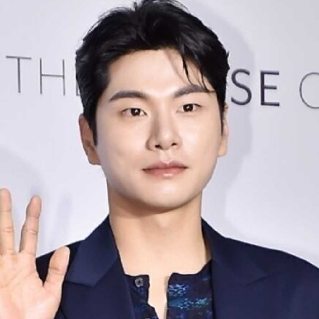 イ・イギョンの私生活を暴露した女性、継続的な脅迫被害に…法的対応へ「2人だけが所有する写真も」