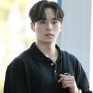 【PHOTO】WEi、ワールドツアーのためイギリスへ出国…夏ファッションで登場