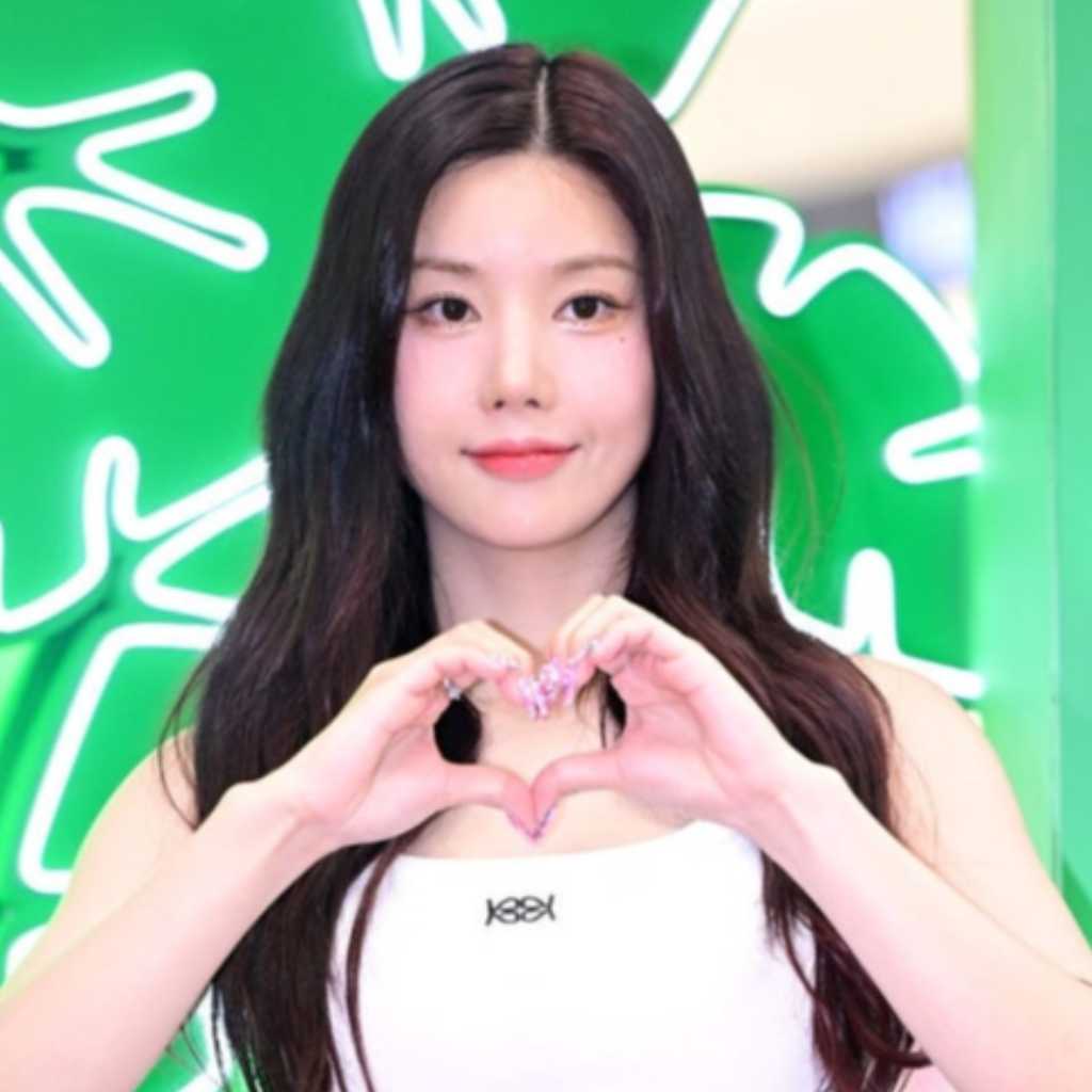 IZ*ONE出身クォン・ウンビ、兄の結婚式費用を全額負担！？「子供の頃の約束を守りたかった」（動画あり）