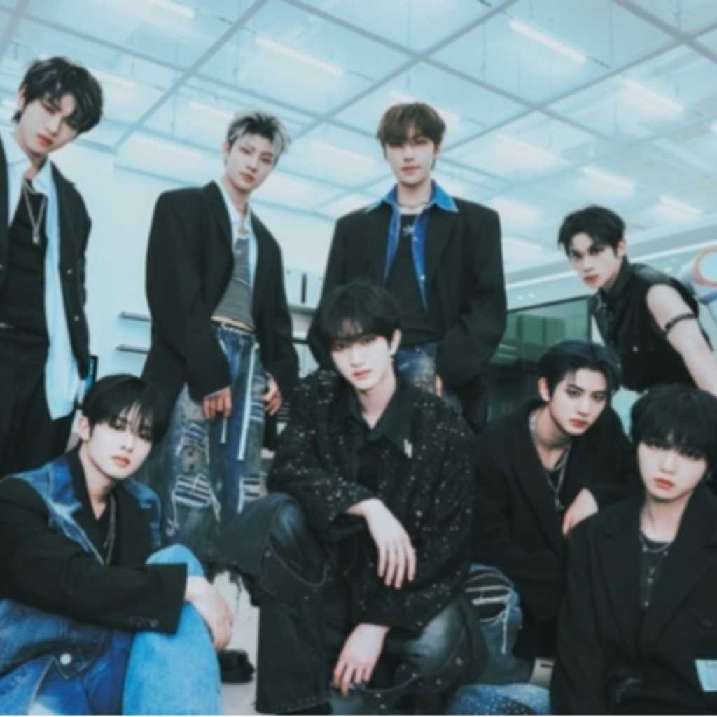 YOUNITE、7th EP「YOUNI-T」オフィシャルフォトを公開